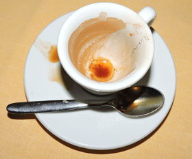 土豆品牌水杯，时尚与实用的完美结合