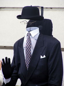 设计品牌白西服，时尚与经典的完美结合